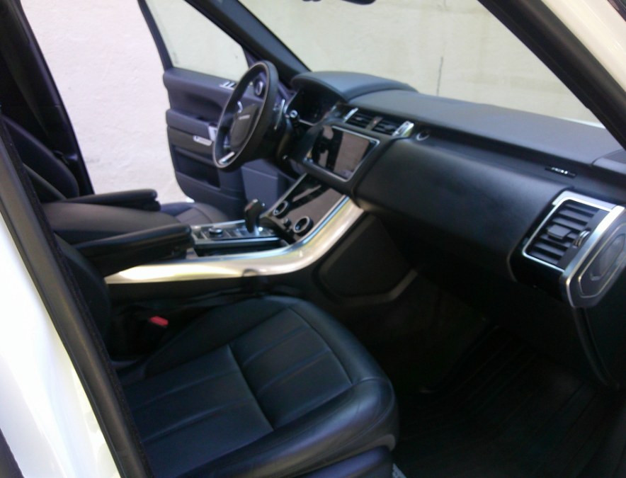 2019 Land Rover Range Rover Sport - $24,977