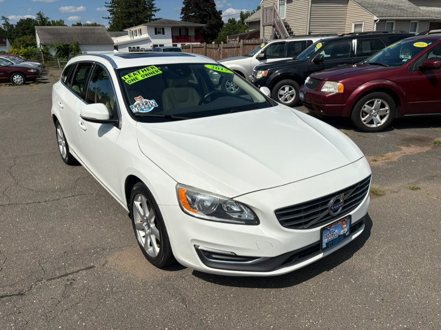 Used 2017 Volvo V60 in East Windsor, Connecticut | CT Car Co LLC. East Windsor, Connecticut
