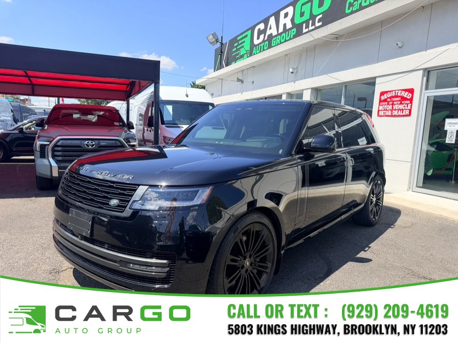 Used 2025 Land Rover Range Rover in Brooklyn, New York | Cargo Auto Group LLC. Brooklyn, New York