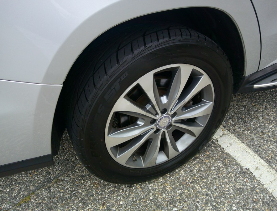 2015 Mercedes-Benz GL-Class - $10,977