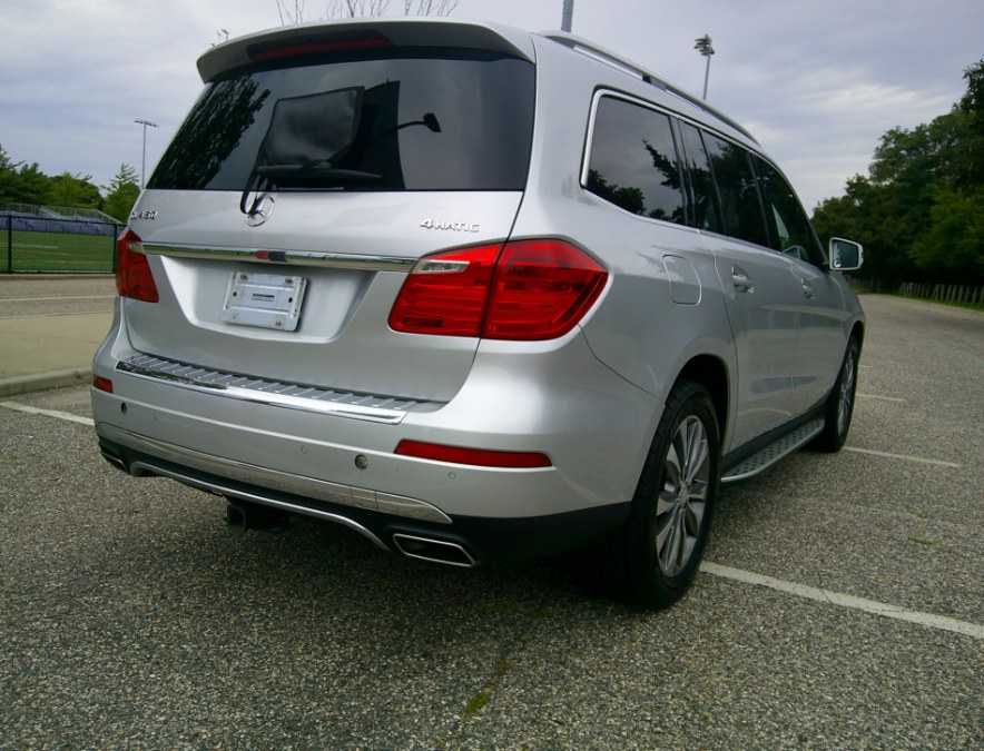 2015 Mercedes-Benz GL-Class - $10,977