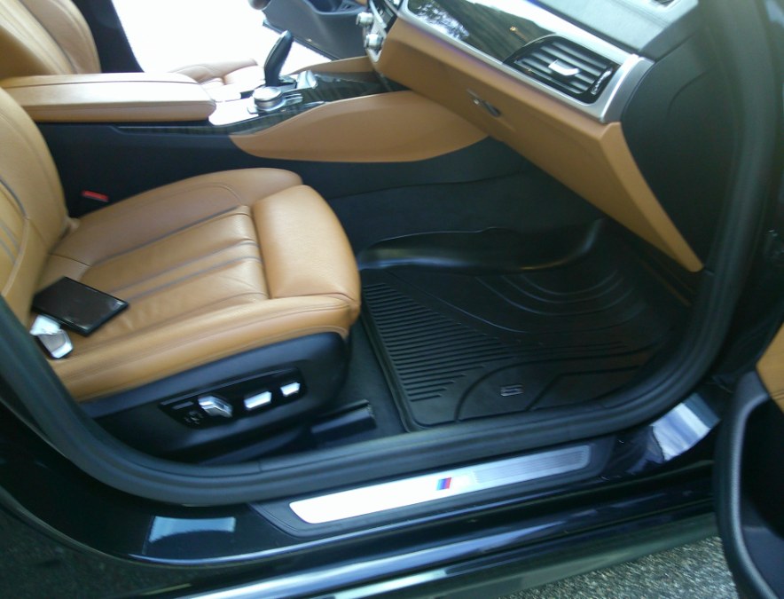 2020 BMW 540i - $29,977