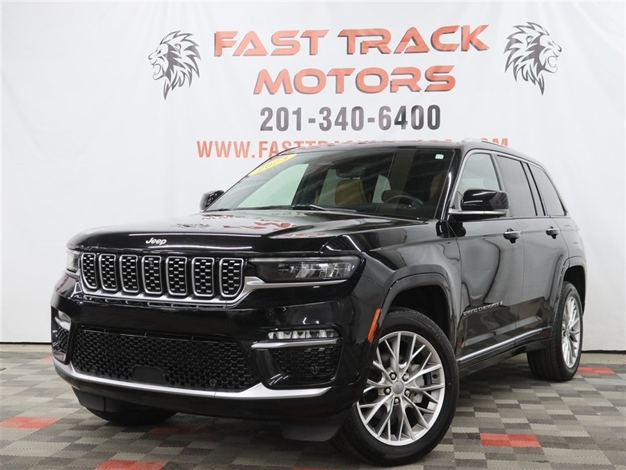 2023 Jeep Grand Cherokee SUMMIT, available for sale in Paterson, New Jersey | Fast Track Motors. Paterson, New Jersey