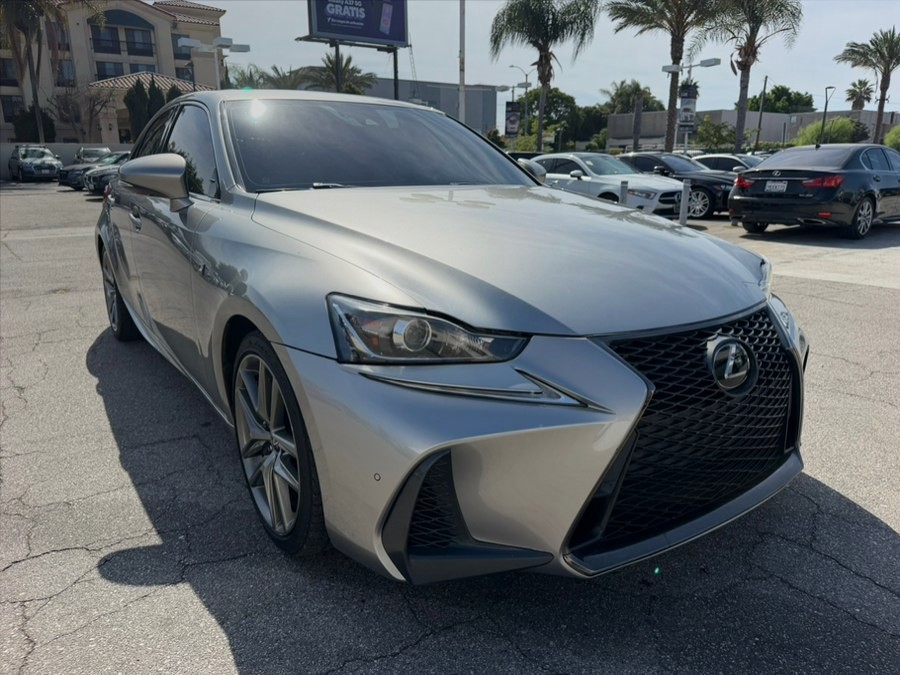 Used 2018 Lexus IS-300 F-Sport in Hawaiian Gardens, California | Luxe Motors. Hawaiian Gardens, California
