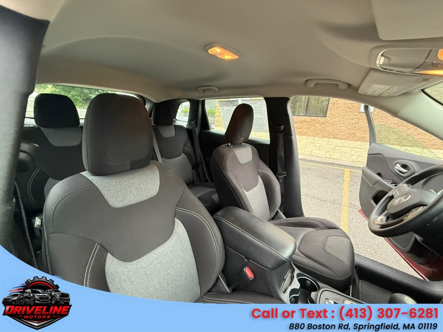 2014 Jeep Cherokee Sport - Photo 14