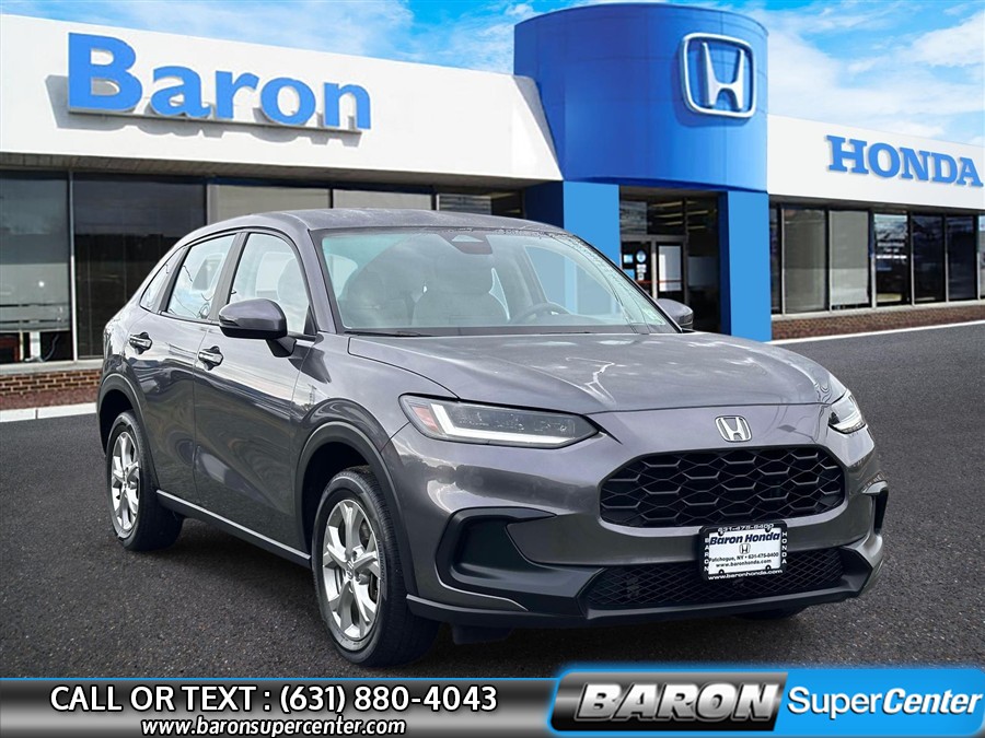 Used 2024 Honda Hr-v in Patchogue, New York | Baron Supercenter. Patchogue, New York