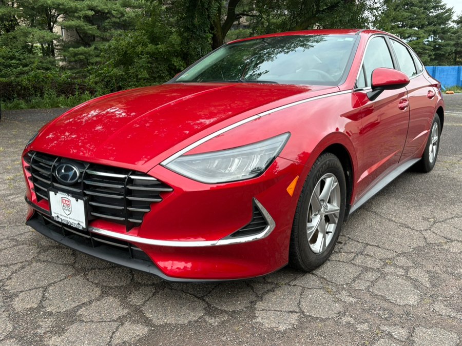 Used 2022 Hyundai Sonata in Meriden, Connecticut | T E A M Auto Center. Meriden, Connecticut