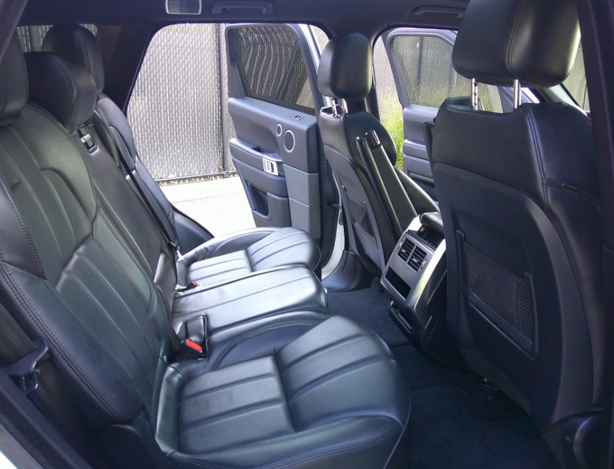 2017 Land Rover Range Rover Sport - $16,977