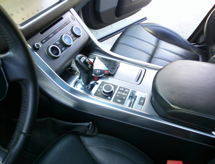 2017 Land Rover Range Rover Sport - $16,977