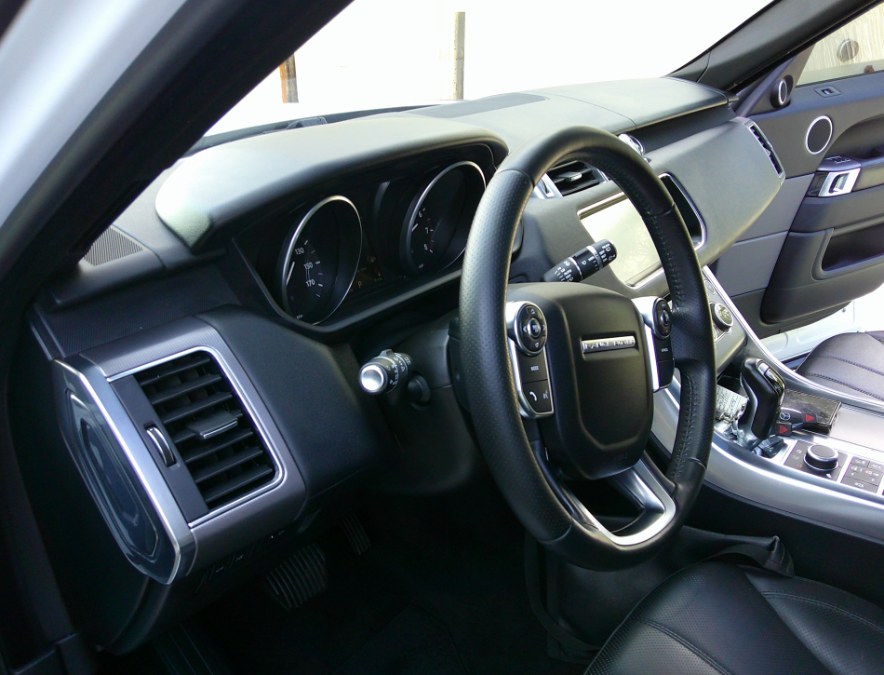 2017 Land Rover Range Rover Sport - $16,977