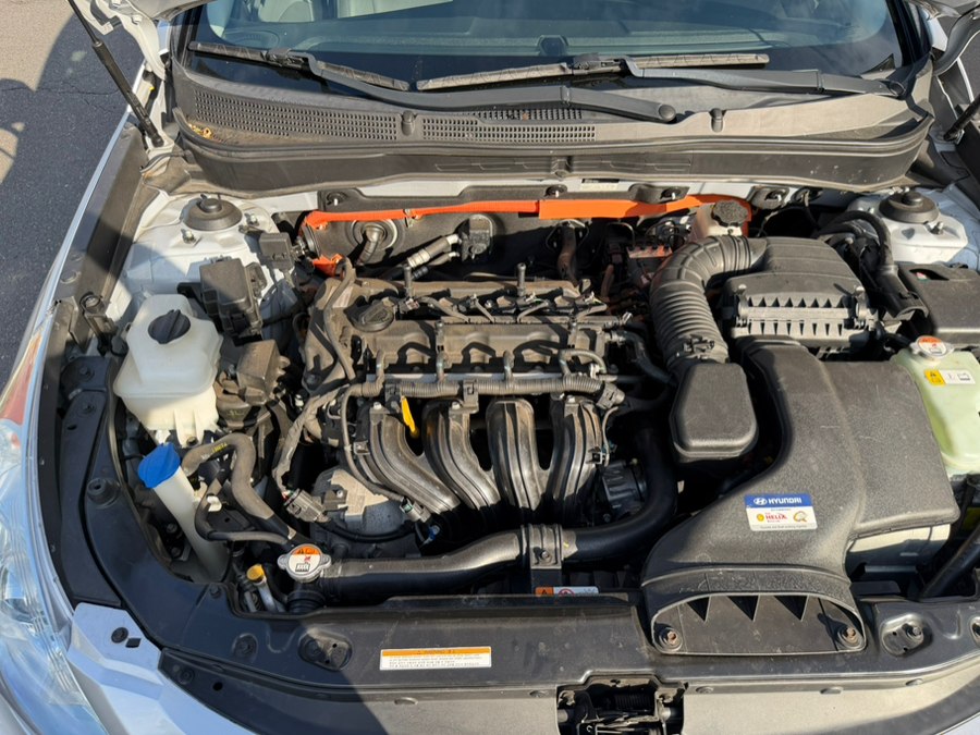 2011 Hyundai Sonata Hybrid Base - Photo 30