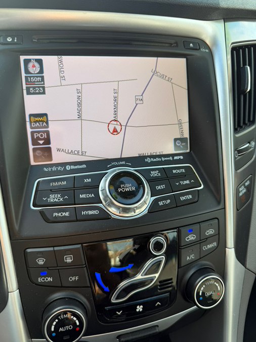 2011 Hyundai Sonata Hybrid Base - Photo 19