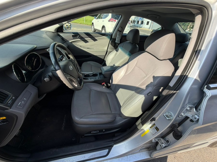 2011 Hyundai Sonata Hybrid Base - Photo 6