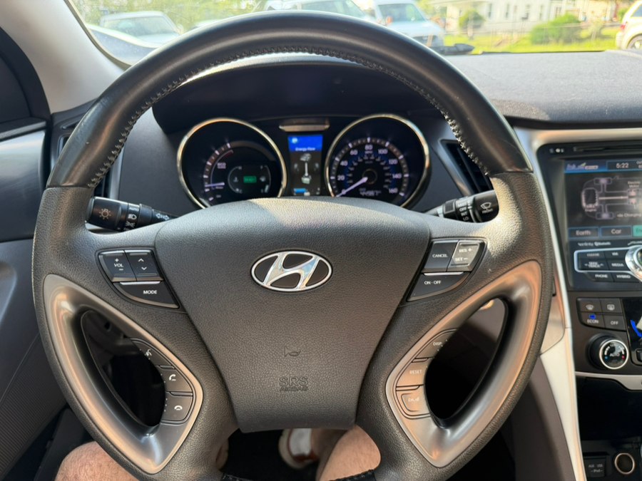 2011 Hyundai Sonata Hybrid Base - Photo 13