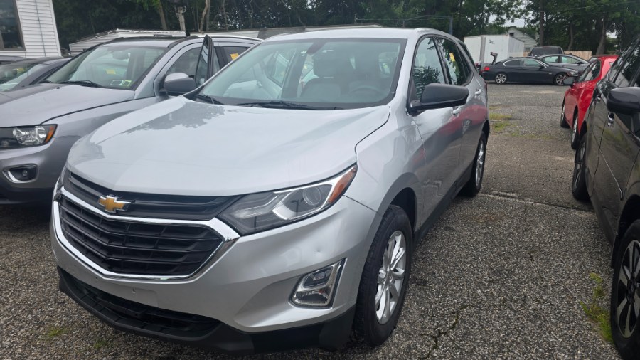 Used 2019 Chevrolet Equinox in Patchogue, New York | Romaxx Truxx. Patchogue, New York