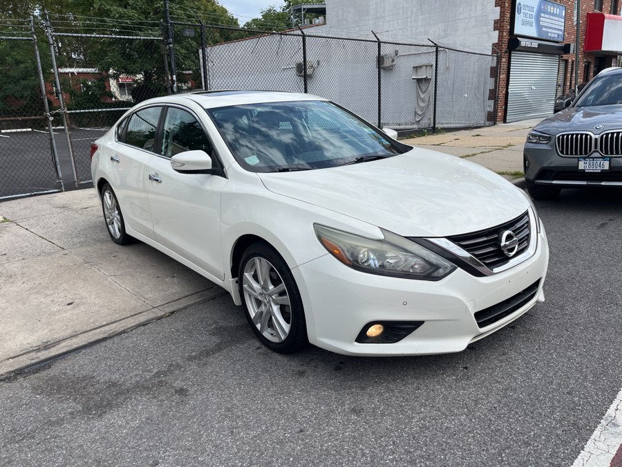 Used Nissan Altima 3.5 SL Sedan 2017 | Utica Auto Hub Inc. Brooklyn, New York