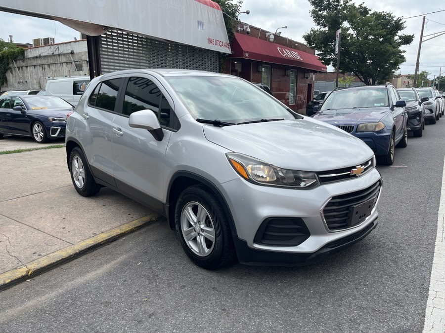 Used 2020 Chevrolet Trax in Brooklyn, New York | Utica Auto Hub Inc. Brooklyn, New York