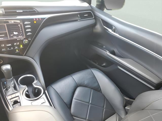 2019 Toyota Camry XLE - Photo 10