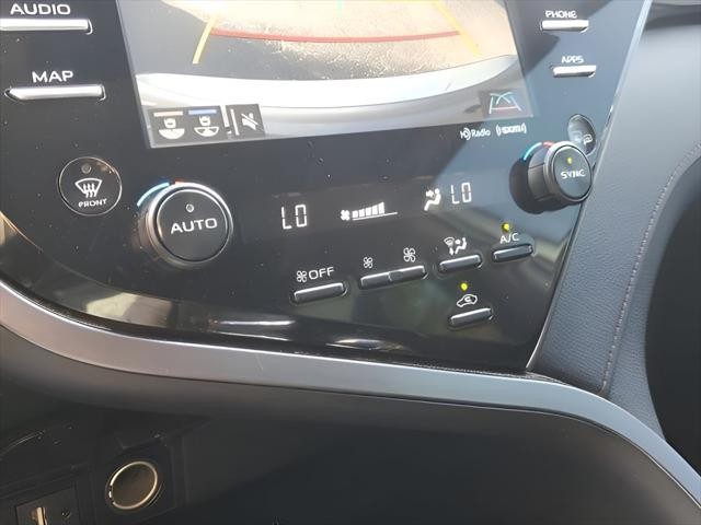 2019 Toyota Camry XLE - Photo 21