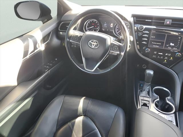 2019 Toyota Camry XLE - Photo 8