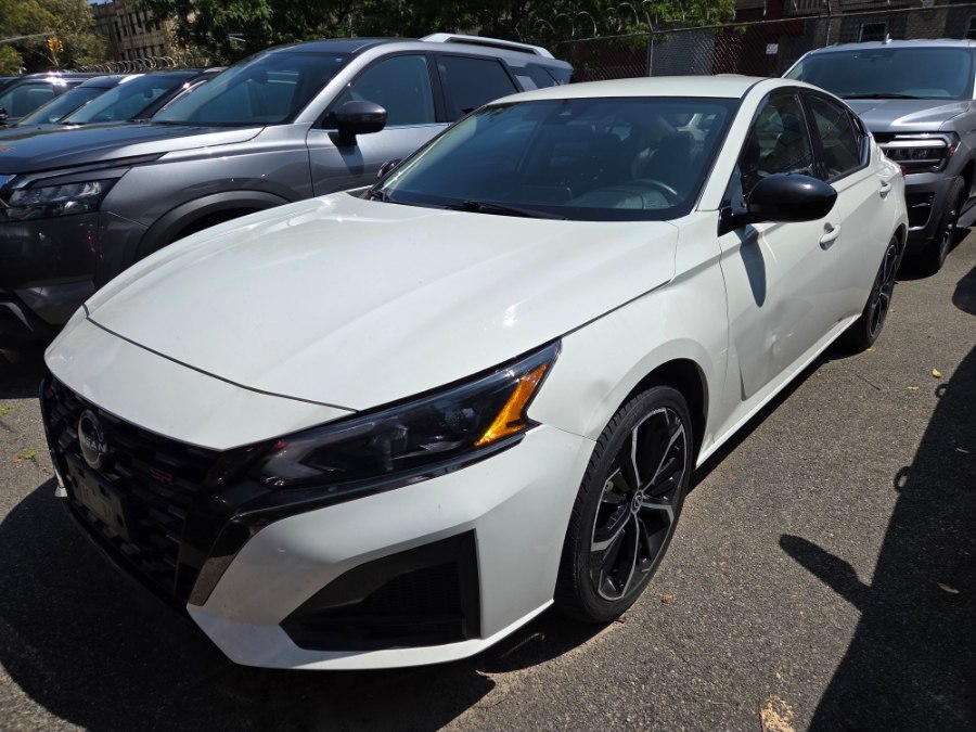 Used 2023 Nissan Altima in Long Island City, New York | Luxury Of Queens. Long Island City, New York