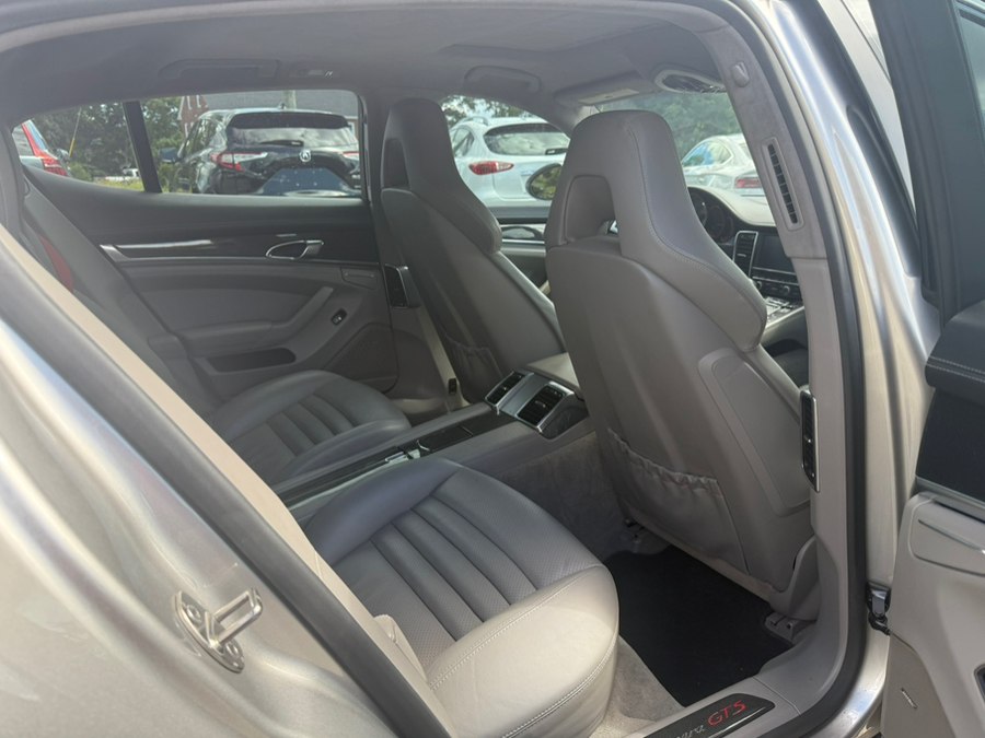 2013 Porsche Panamera GTS - Photo 9