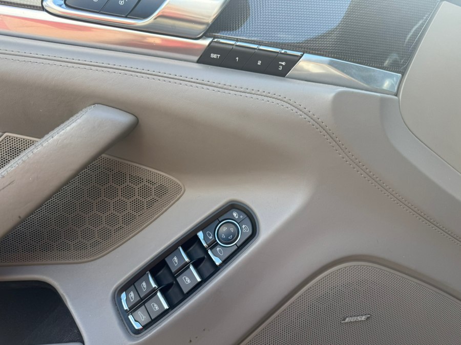 2013 Porsche Panamera GTS - Photo 16