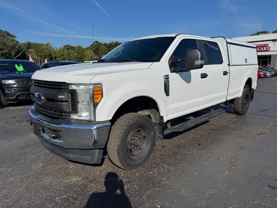 Used 2017 Ford Super Duty F-350 SRW in Ortonville, Michigan | Marsh Auto Sales LLC. Ortonville, Michigan