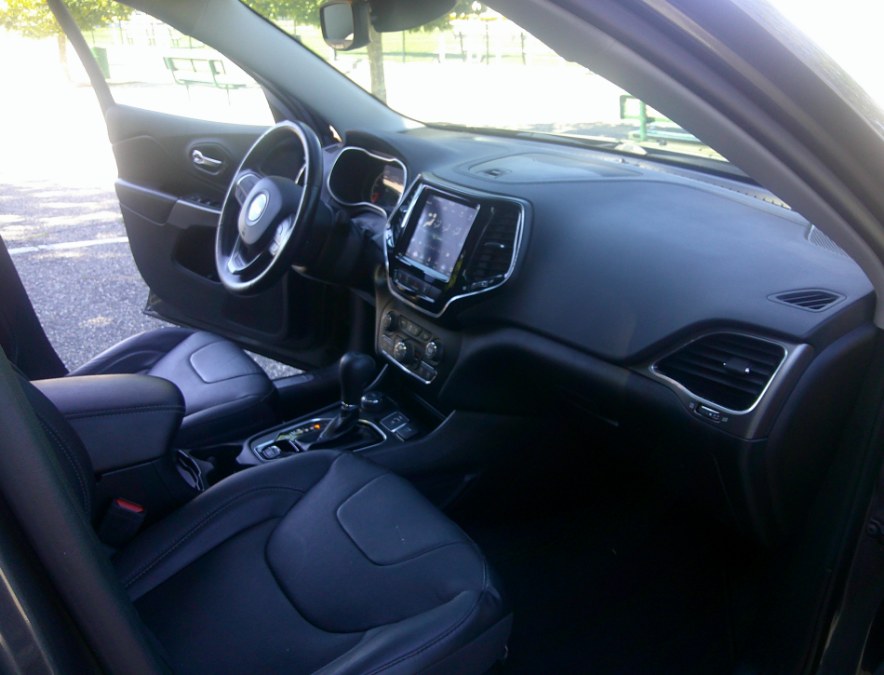 2021 Jeep Cherokee - $16,977