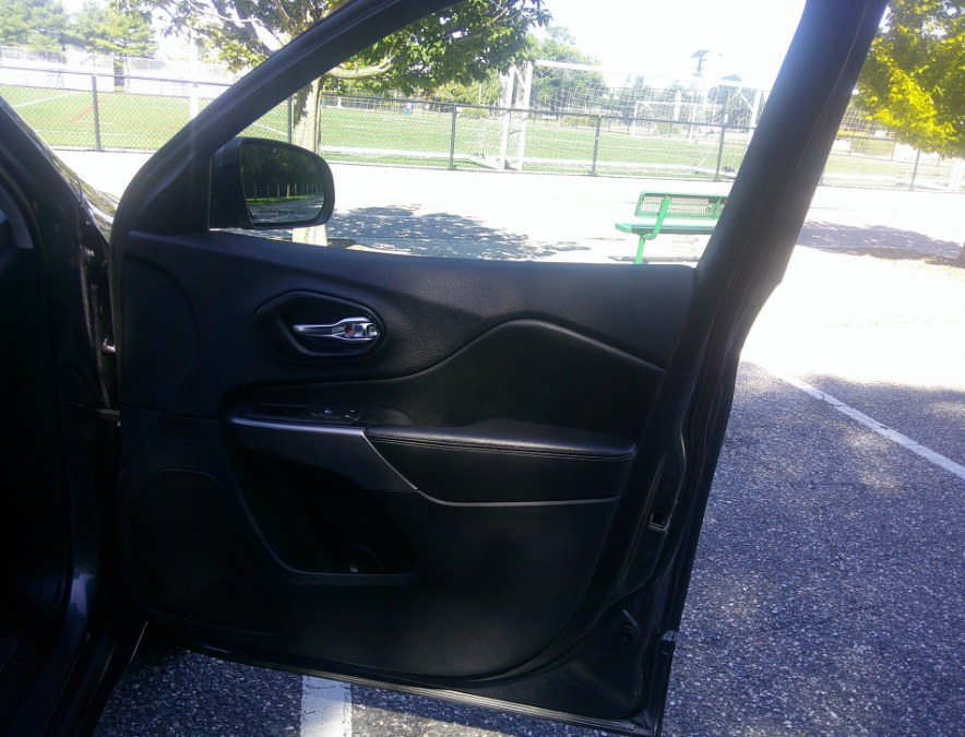 2021 Jeep Cherokee - $16,977