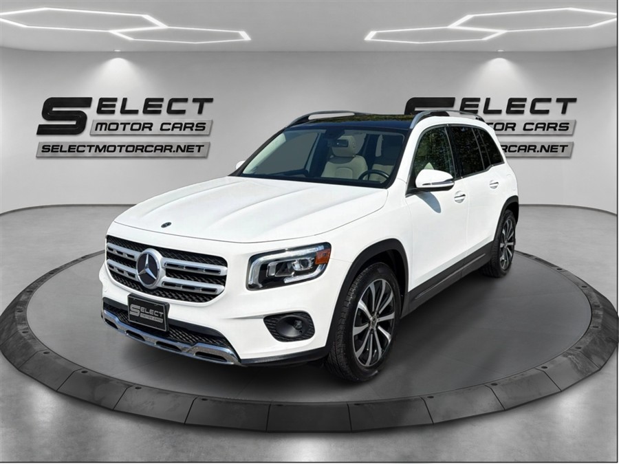 Used 2023 Mercedes-benz Glb in Deer Park, New York | Select Motor Cars. Deer Park, New York