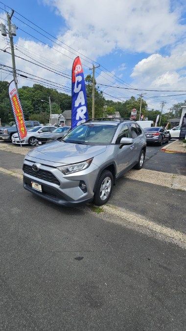 Used 2019 Toyota RAV4 in Hamden, Connecticut | Adonai Auto Sales LLC. Hamden, Connecticut