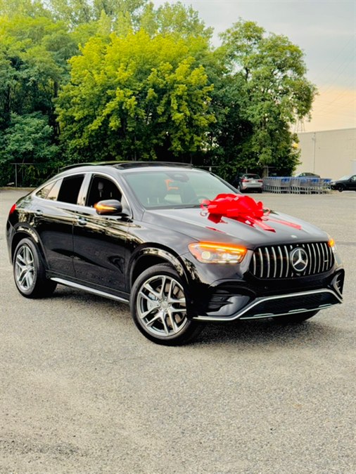 Used 2025 Mercedes-Benz GLE in Elmont, New York | Charles Cars. Elmont, New York