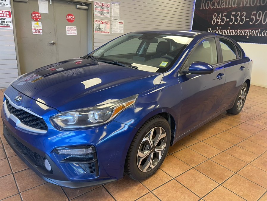 2021 Kia Forte LXS - Photo 8