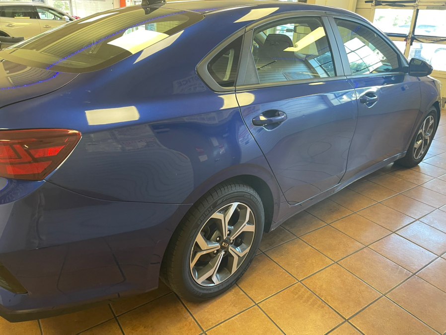 2021 Kia Forte LXS - Photo 19