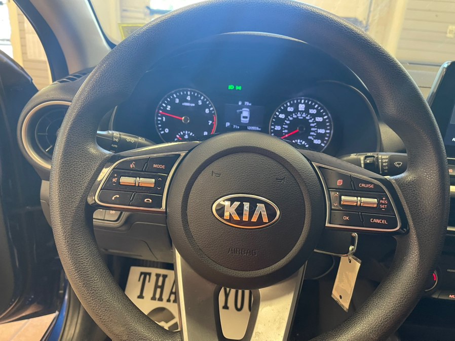 2021 Kia Forte LXS - Photo 29