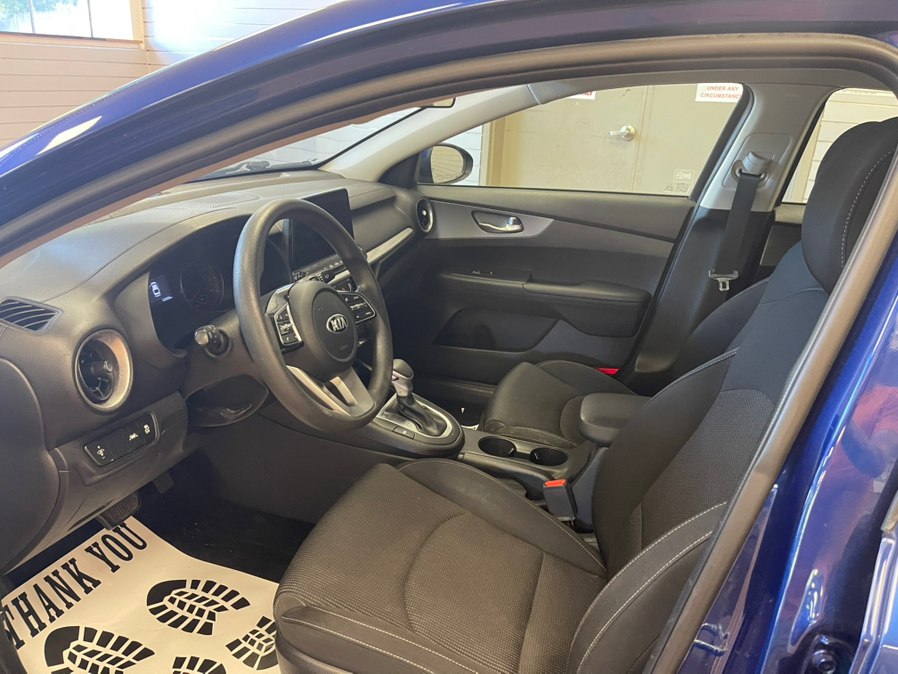 2021 Kia Forte LXS - Photo 24