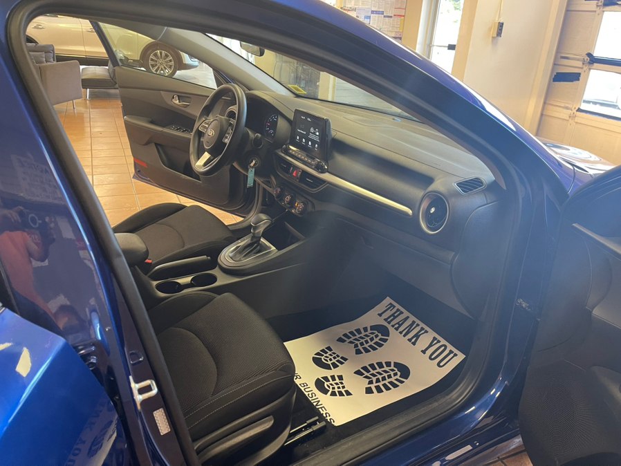 2021 Kia Forte LXS - Photo 35