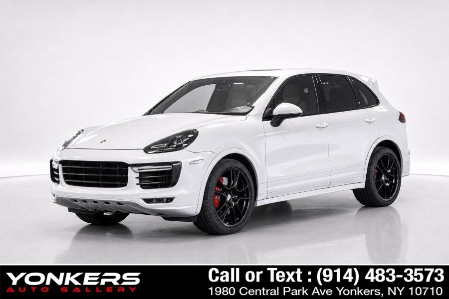 White 2016 Porsche Cayenne SUV / Crossover All-Wheel Drive Automatic