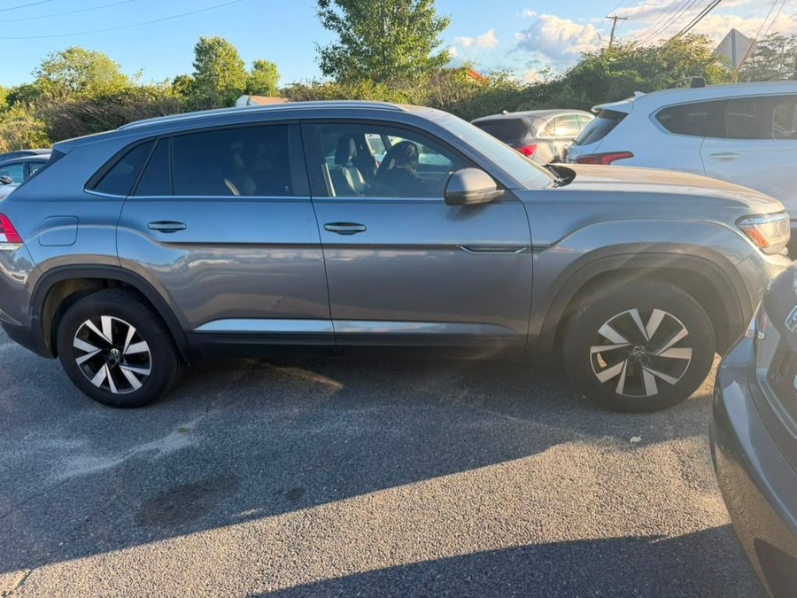 Used 2020 Volkswagen Atlas Cross Sport in Raynham, Massachusetts | J & A Auto Center. Raynham, Massachusetts