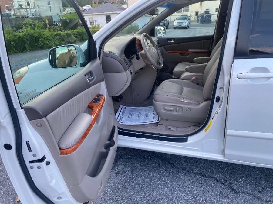 2007 Toyota Sienna XLE - Photo 10