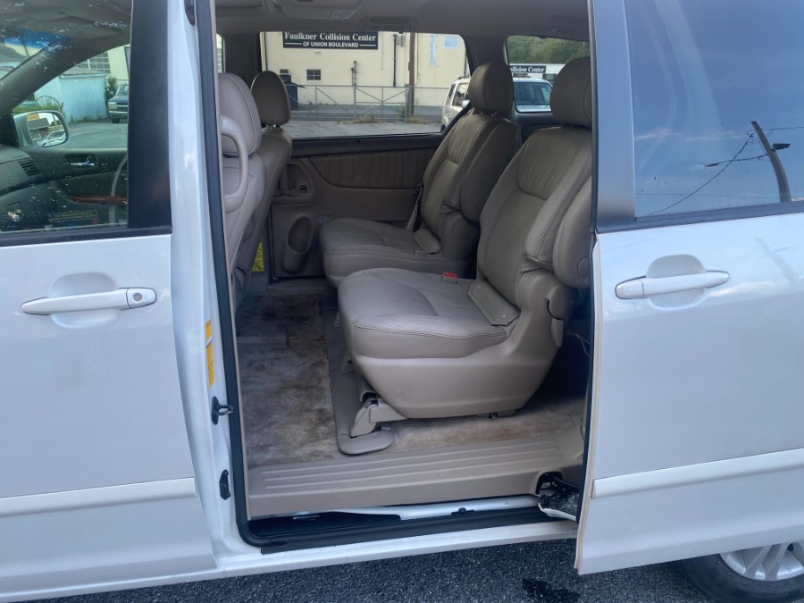 2007 Toyota Sienna XLE - Photo 11