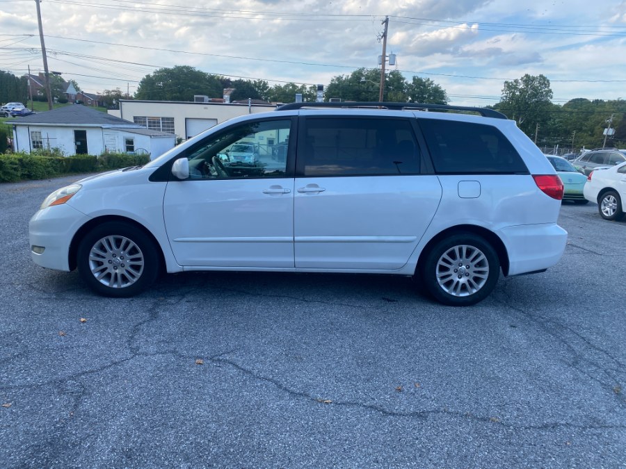 2007 Toyota Sienna XLE - Photo 1
