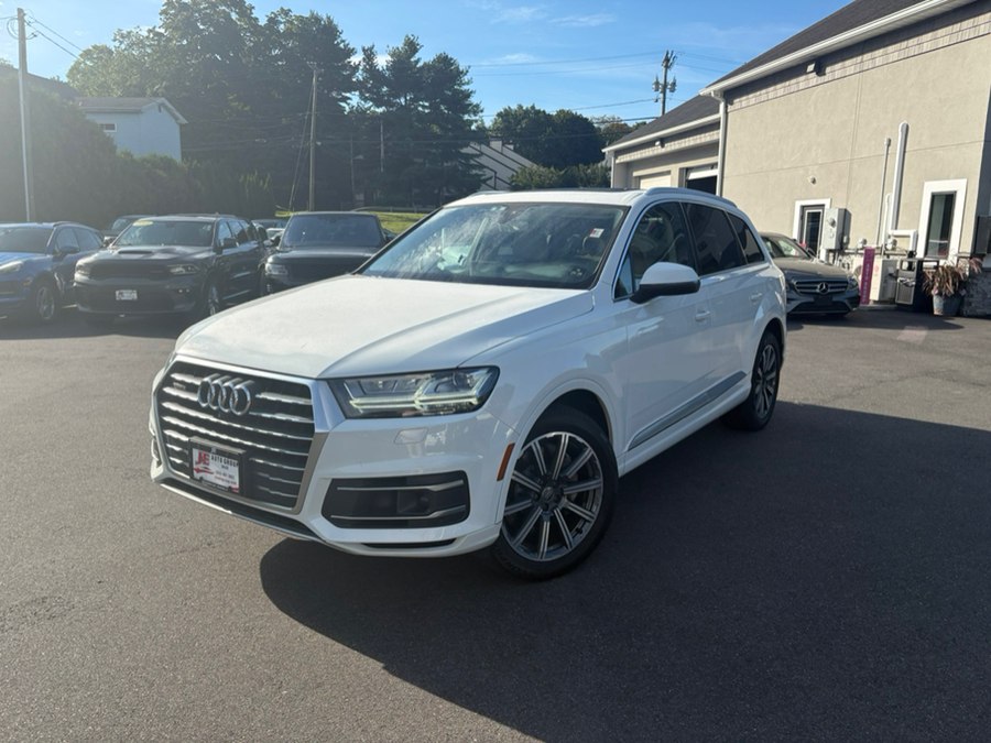 Used 2017 Audi Q7 in Branford, Connecticut | J&E Auto Sales LLC. Branford, Connecticut