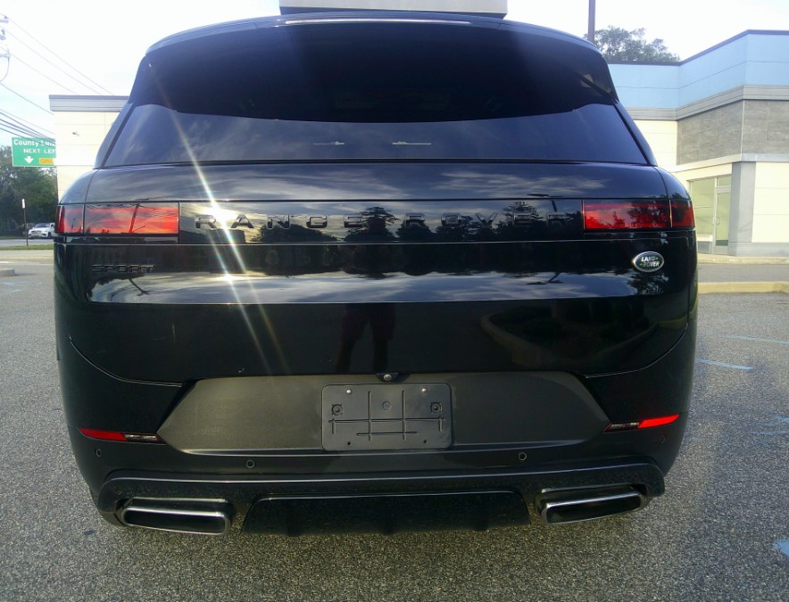 2023 Land Rover Range Rover Sport - $59,977