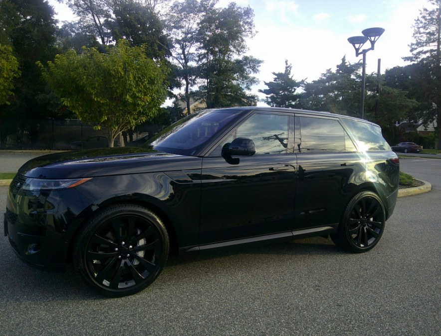 2023 Land Rover Range Rover Sport - $59,977