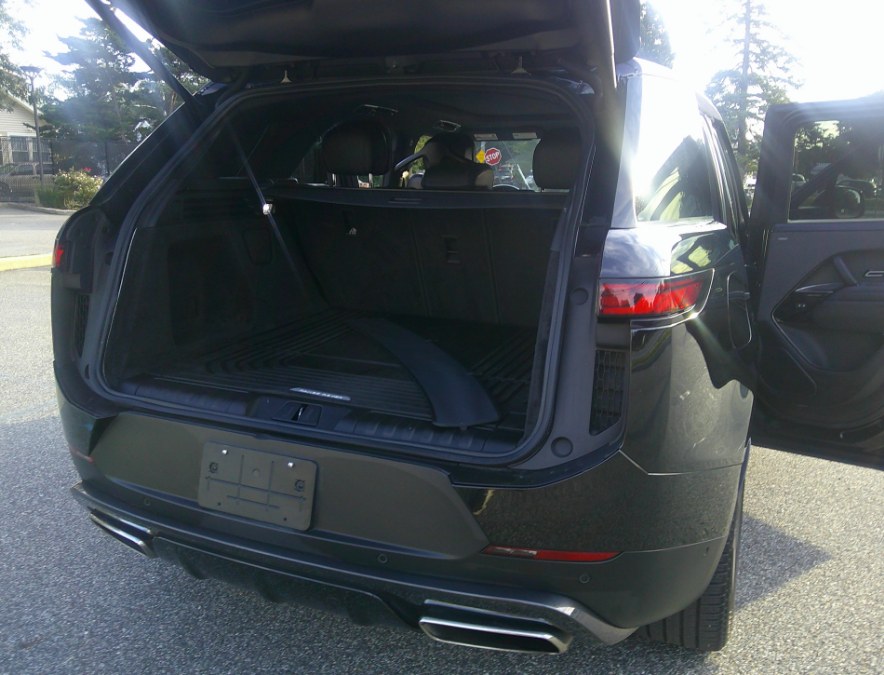 2023 Land Rover Range Rover Sport - $59,977