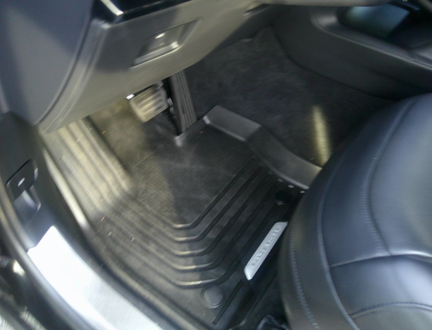 2023 Land Rover Range Rover Sport - $59,977