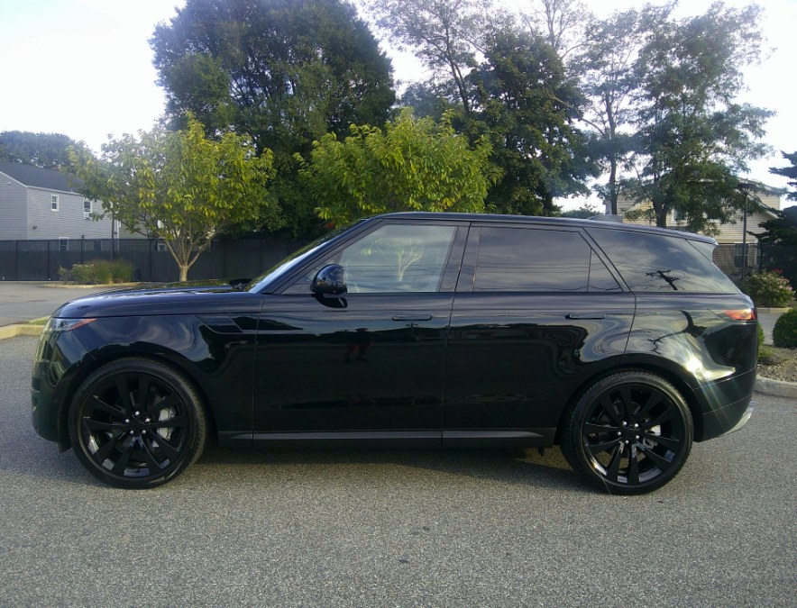 2023 Land Rover Range Rover Sport - $59,977