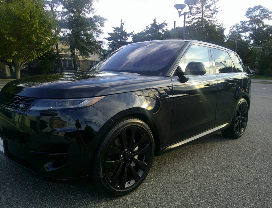 2023 Land Rover Range Rover Sport - $59,977